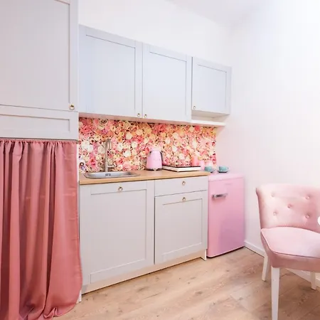 La Rossa Z Widokiem Na Morze * ソポト